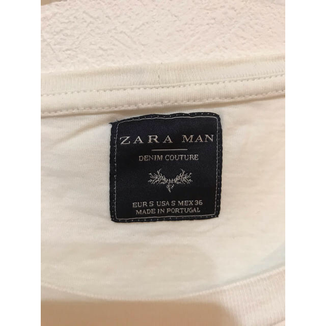 ZARA(ザラ)のザラ ZARA Tシャツ【ホワイト×無地×ビョウ】 メンズのトップス(Tシャツ/カットソー(半袖/袖なし))の商品写真