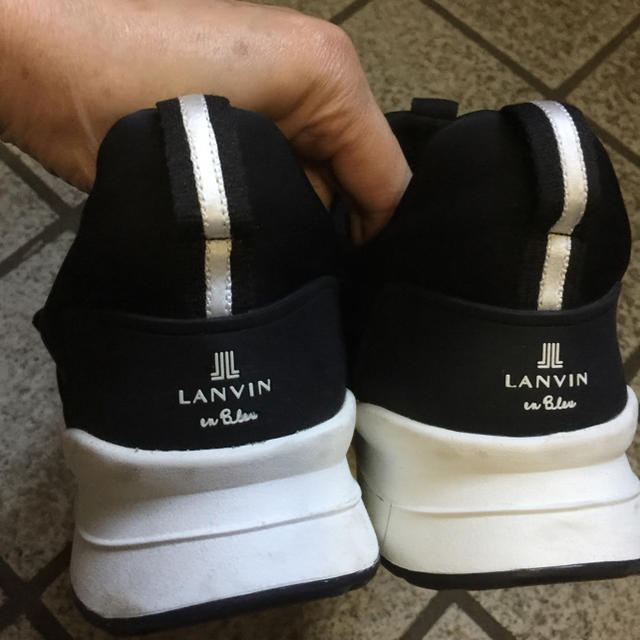 LANVIN en Bleu(ランバンオンブルー)の専用です。美品です  ランバン スニーカー レディースの靴/シューズ(スニーカー)の商品写真