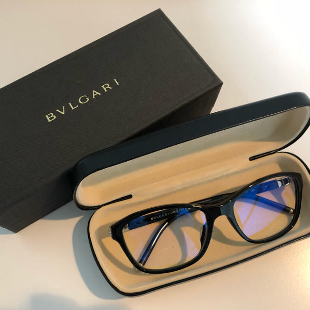 BVLGARI(ブルガリ)のBVLGARI メガネ(度なし) レディースのファッション小物(サングラス/メガネ)の商品写真