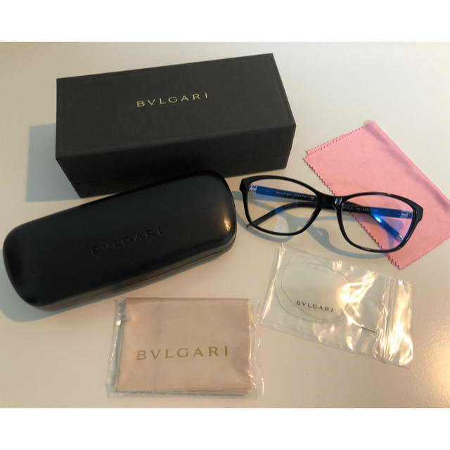 BVLGARI(ブルガリ)のBVLGARI メガネ(度なし) レディースのファッション小物(サングラス/メガネ)の商品写真