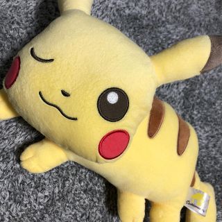 ポケモン(ポケモン)のピカチュウ ぬいぐるみ 枕 ポケモン(ぬいぐるみ)