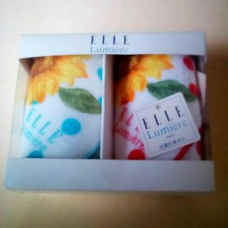 エル(ELLE)のELLE プチタオルハンカチ　ブルーのみ(ハンカチ)