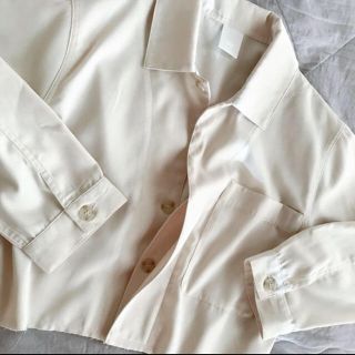 ザラ(ZARA)の新品未使用　HARE ショート丈シャツジャケット(シャツ/ブラウス(長袖/七分))