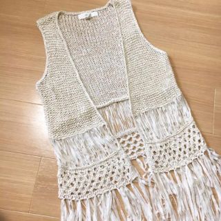 フォーエバートゥエンティーワン(FOREVER 21)の美品　＊ カギ編みフリンジボレロ ＊(ボレロ)