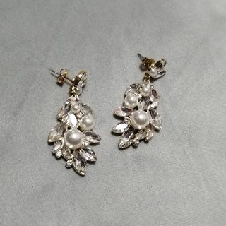 アネモネ(Ane Mone)の【美品】ビジューピアス(ピアス)