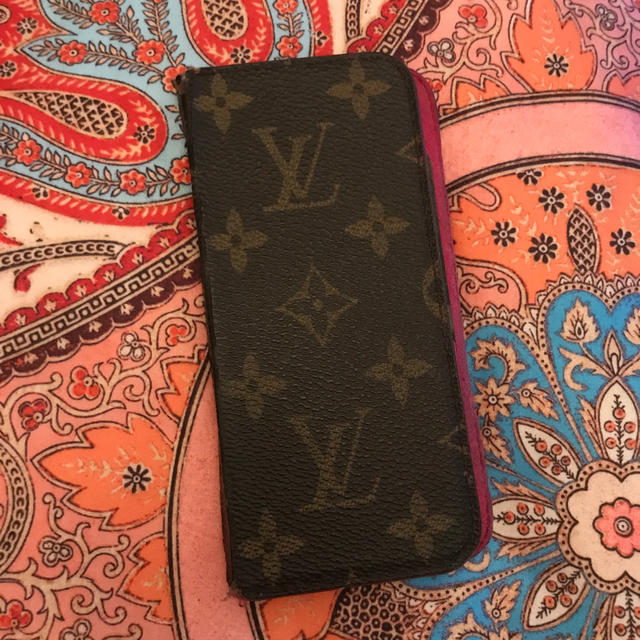 LOUIS VUITTON - ルイヴィトン　LOUIS VUITTON iPhone caseの通販