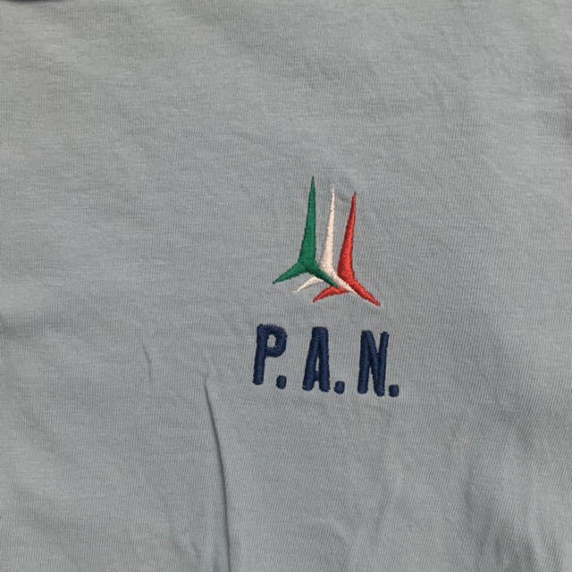 AERONAUTICA MILITARE(アエロナウティカミリターレ)のAERONAUTICAMILITARE  イタリア国旗ロゴ水色Lサイズ メンズのトップス(Tシャツ/カットソー(半袖/袖なし))の商品写真