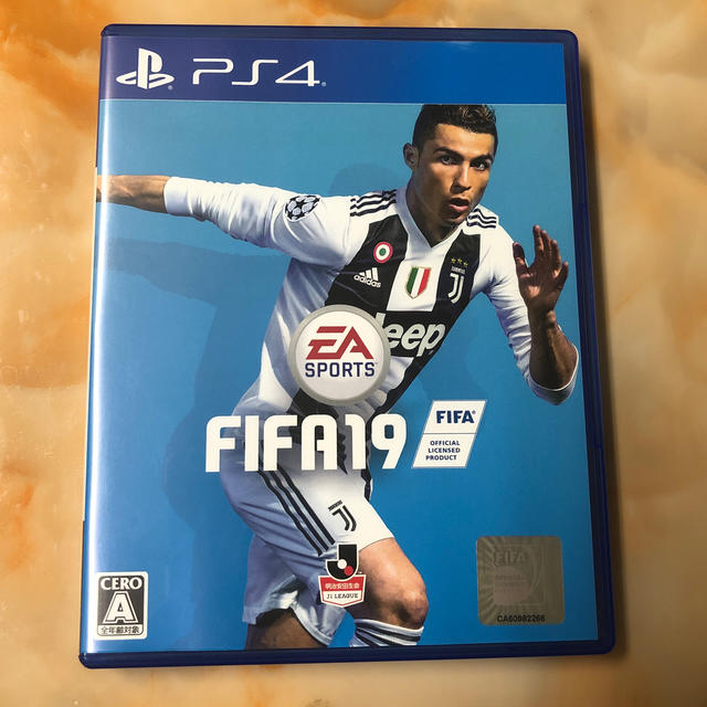 PlayStation4(プレイステーション4)のFIFA 19 PS4 エンタメ/ホビーのゲームソフト/ゲーム機本体(家庭用ゲームソフト)の商品写真