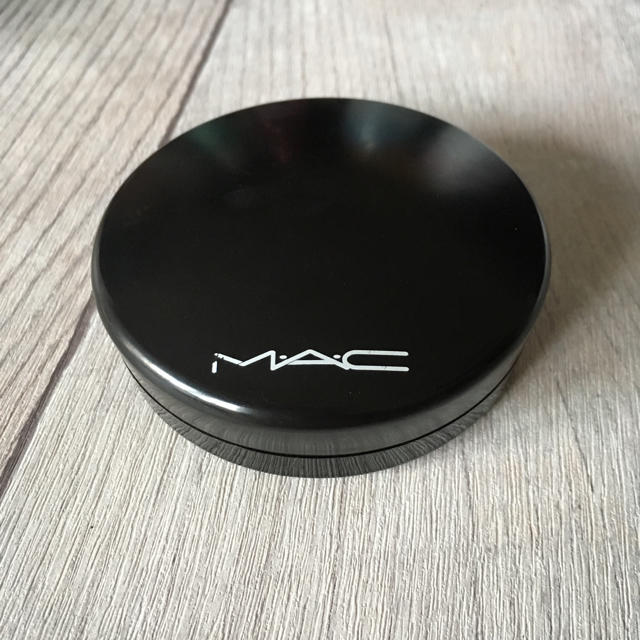 MAC(マック)のMAC アイシャドウ ハーベストオブグリーン コスメ/美容のベースメイク/化粧品(アイシャドウ)の商品写真