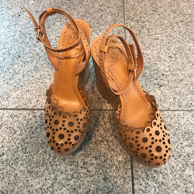最終値下げ中!Tory Burch サンダル 1