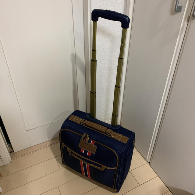 TOMMY HILFIGER(トミーヒルフィガー)のAKKO様専用 レディースのバッグ(スーツケース/キャリーバッグ)の商品写真