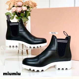 ミュウミュウ サイドゴアの通販 18点 | miumiuを買うならラクマ