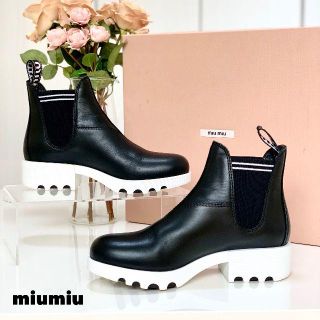 ミュウミュウ サイドゴアの通販 19点 | miumiuを買うならラクマ