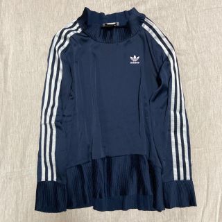 アディダス(adidas)のadidas プリーツトップス(カットソー(長袖/七分))