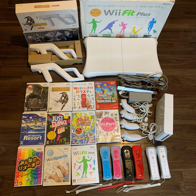 Wii 本体とソフトなど色々セット - 家庭用ゲーム機本体