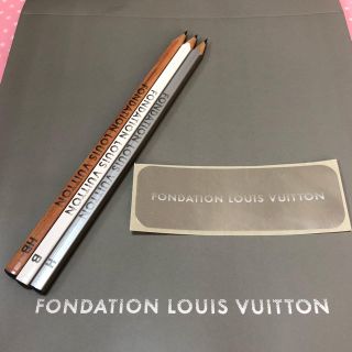 ルイヴィトン(LOUIS VUITTON)の【新品 紙袋付】LOUIS VUITTON 鉛筆3本フォンダシオンルイヴィトン(鉛筆)