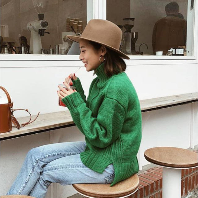郵送買取 新品5台以上送料無料キャンペーン中！！  moussy - R by サイドスリットハイネックニットの通販 moussy ニット/セーター