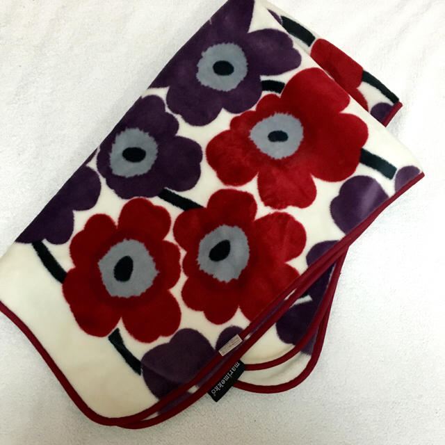 marimekko - マリメッコ ひざ掛け ブランケットの通販 by Yuka's shop