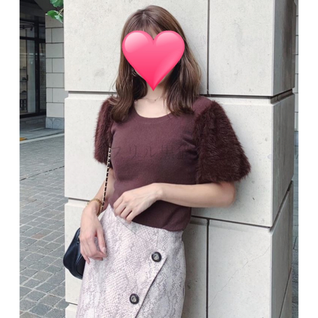 rienda(リエンダ)のrienda ♡ Power Shoulder shaggy KNIT TOP  レディースのトップス(Tシャツ(半袖/袖なし))の商品写真