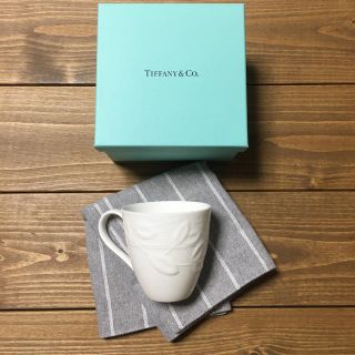 ティファニー(Tiffany & Co.)のティファニー　マグカップ  リーフ(グラス/カップ)