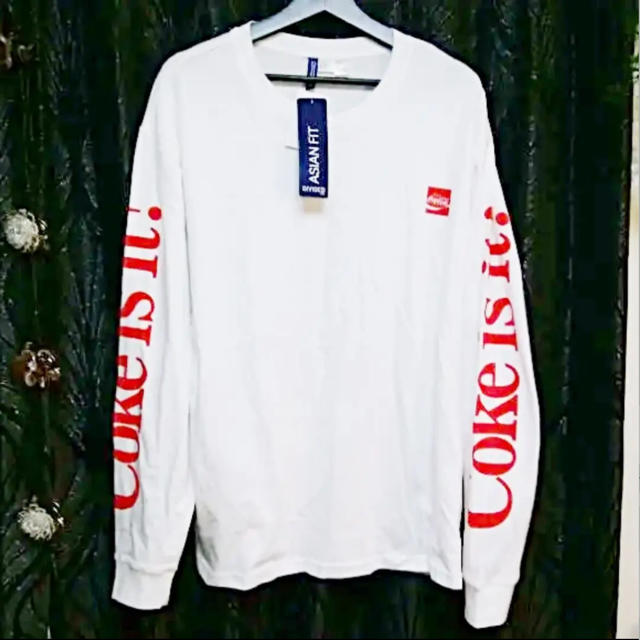 Supreme(シュプリーム)のＣｏｃａ－ＣｏｌａＢＯＸロゴＣｏｋｅ×ＤＩＶＩＤＥＤＨ＆ＭロングＴシャツＸＬ新品 メンズのトップス(Tシャツ/カットソー(七分/長袖))の商品写真