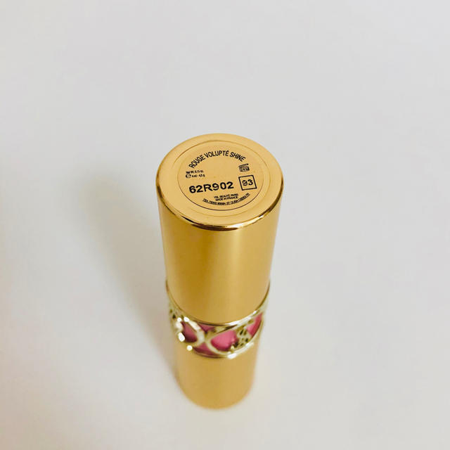 Yves Saint Laurent Beaute(イヴサンローランボーテ)のYSL ルージュヴォリュプテシャイン 93 コスメ/美容のベースメイク/化粧品(口紅)の商品写真