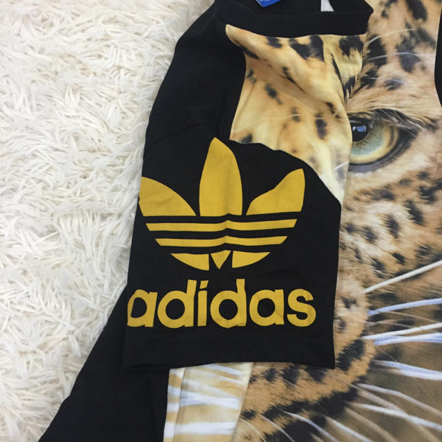 adidas(アディダス)のアディダス Tシャツ メンズのトップス(Tシャツ/カットソー(半袖/袖なし))の商品写真