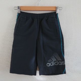 アディダス(adidas)のadidas ハーフパンツ(パンツ/スパッツ)