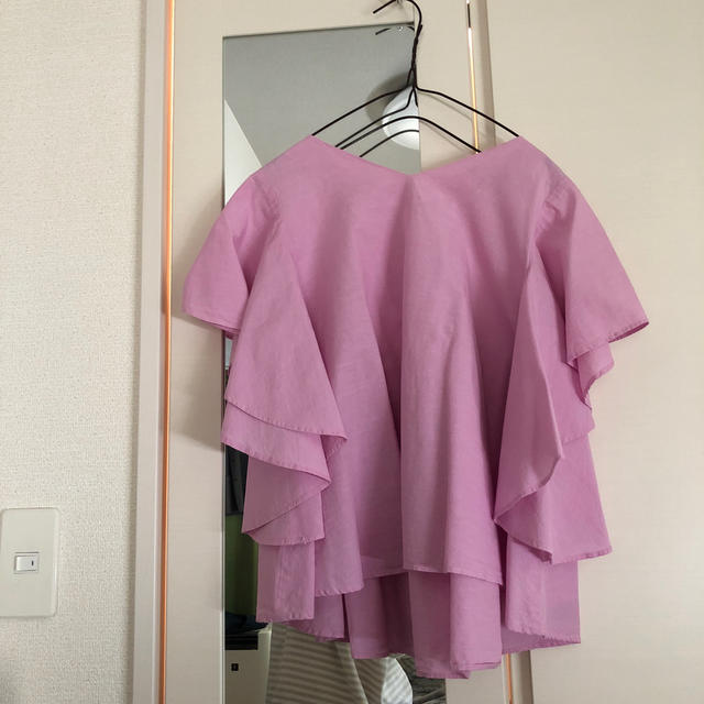 IENA(イエナ)のれもんtea様専用 SONO フリル トップス ピンク  レディースのトップス(シャツ/ブラウス(半袖/袖なし))の商品写真