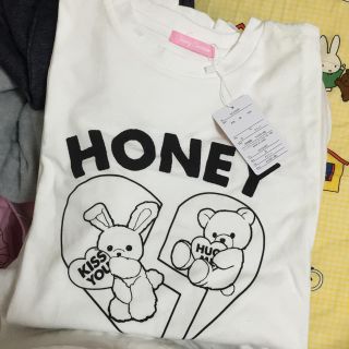 ハニーシナモン(Honey Cinnamon)の本日限定お値下げ！(Tシャツ(半袖/袖なし))