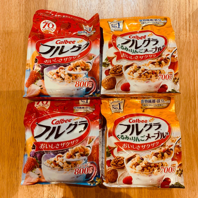 カルビー(カルビー)のフルグラ◼︎4袋セット 食品/飲料/酒の食品(その他)の商品写真