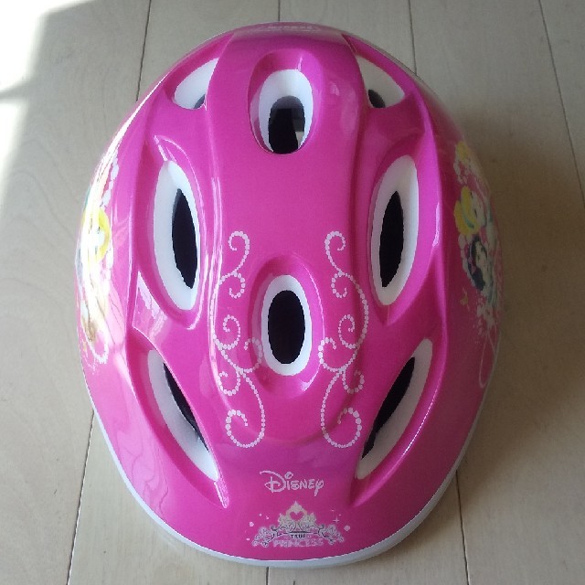 Disney(ディズニー)の幼児用 ヘルメット ディズニー プリンセス 自動車/バイクのバイク(ヘルメット/シールド)の商品写真
