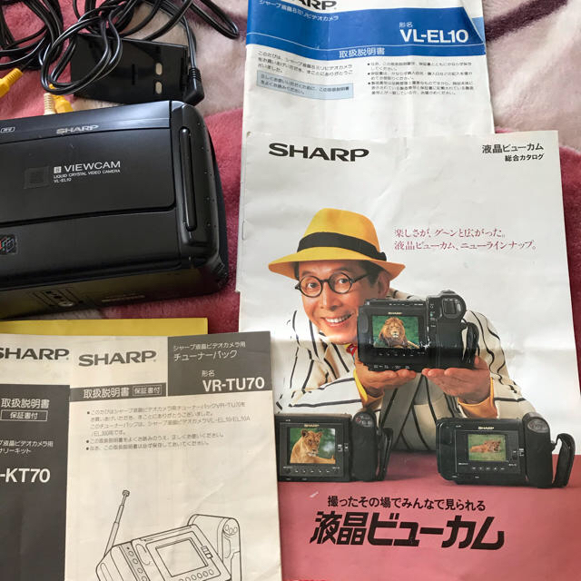 SHARP(シャープ)のシャープ　液晶8ミリビデオカメラ　かめ様専用 スマホ/家電/カメラのカメラ(ビデオカメラ)の商品写真