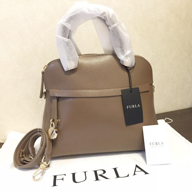 Furla(フルラ)の新品  FURLA パイパー【正規品】 レディースのバッグ(ハンドバッグ)の商品写真