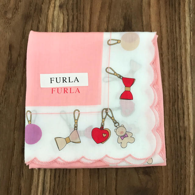 Furla(フルラ)のフルラ Furla ハンカチ 〈新品未使用〉 レディースのファッション小物(ハンカチ)の商品写真