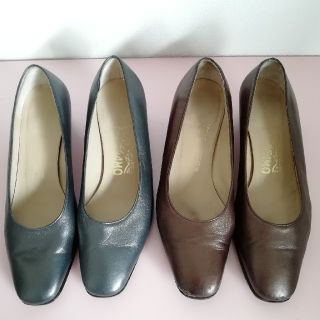 サルヴァトーレフェラガモ(Salvatore Ferragamo)のフェラガモ  パンプス２点セット(ハイヒール/パンプス)