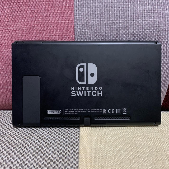 Nintendo Switch(ニンテンドースイッチ)のNintendo Switch 本体のみ エンタメ/ホビーのゲームソフト/ゲーム機本体(家庭用ゲーム機本体)の商品写真