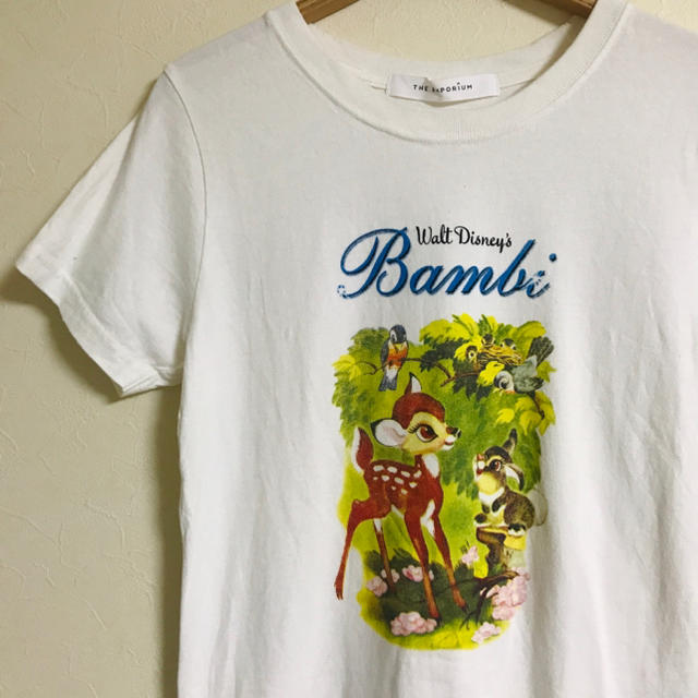 Disney(ディズニー)のvintage風 バンビTシャツ ディズニーコラボ  白 ホワイト レディースのトップス(Tシャツ(半袖/袖なし))の商品写真