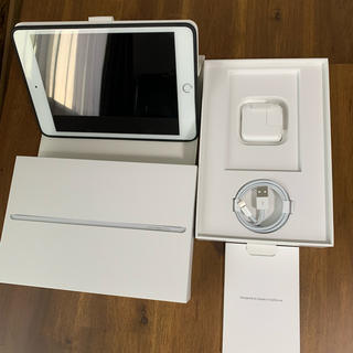 アイパッド(iPad)の【美品】ipadmini5 64gb wifiモデル　シルバー(タブレット)