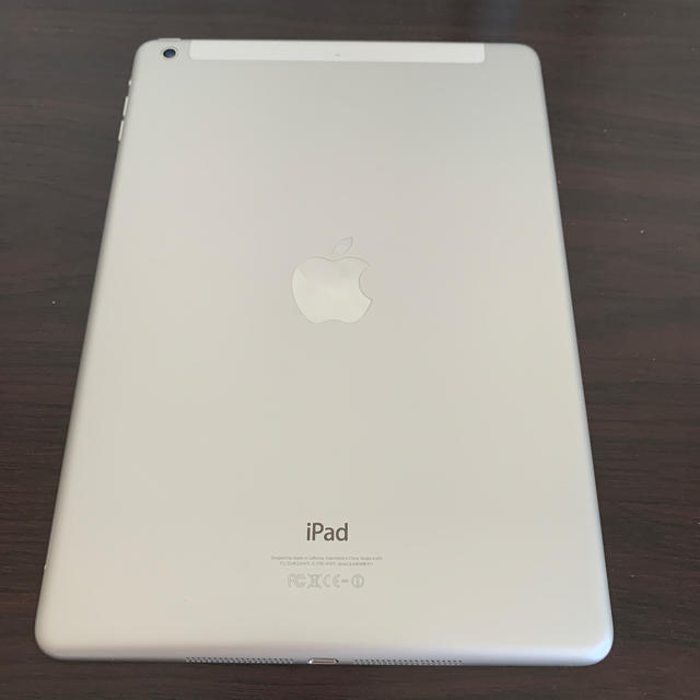 【SIMフリー】iPad Air 32GB 初代　シルバー　本体のみ