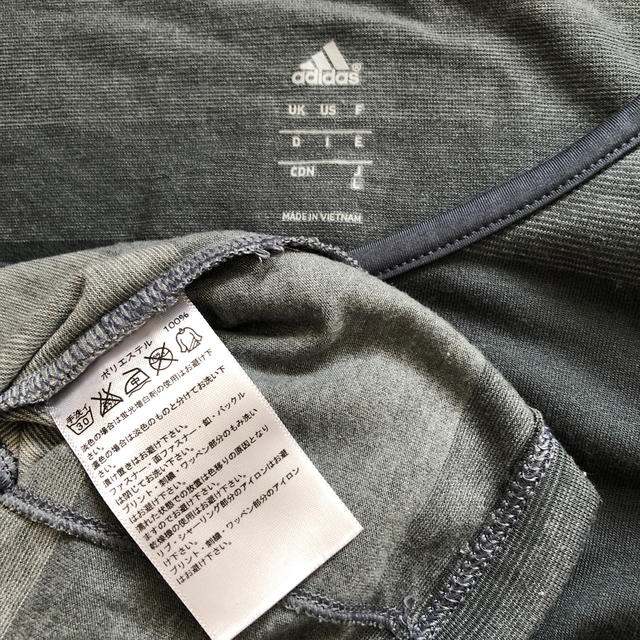 adidas(アディダス)の専用です　アディダス　Tシャツ　レディースL スポーツ/アウトドアのトレーニング/エクササイズ(ヨガ)の商品写真