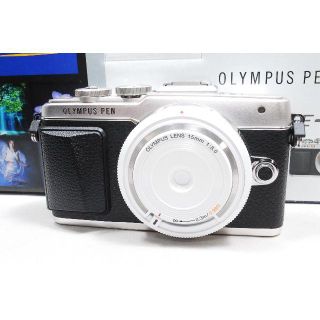 オリンパス(OLYMPUS)の❤️WiFi＆女性人気❤️OLYMPUS PEN E-PL7 大人気のシルバー♫(ミラーレス一眼)