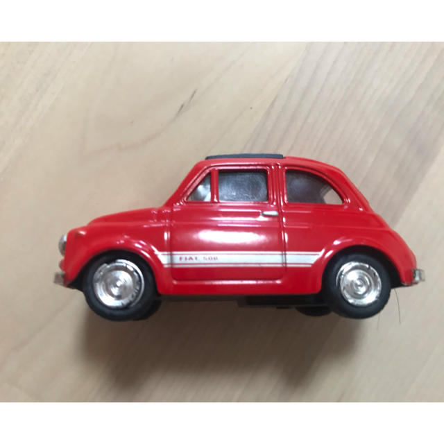 Alfa Romeo(アルファロメオ)のFIAT 500 ミニカー エンタメ/ホビーのおもちゃ/ぬいぐるみ(ミニカー)の商品写真