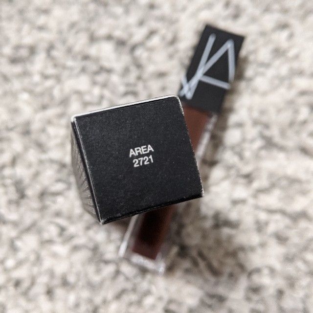 NARS(ナーズ)のPanetton様専用  コスメ/美容のベースメイク/化粧品(リップグロス)の商品写真