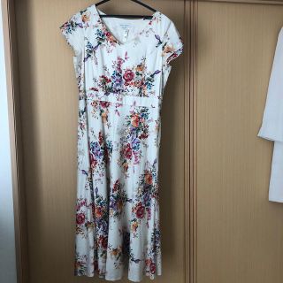 ローラアシュレイ(LAURA ASHLEY)のワンピース(ロングワンピース/マキシワンピース)