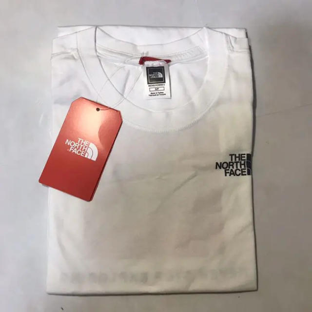 THE NORTH FACE(ザノースフェイス)のノースフェイス Tシャツ レッド ボックス 白 メンズのトップス(Tシャツ/カットソー(半袖/袖なし))の商品写真