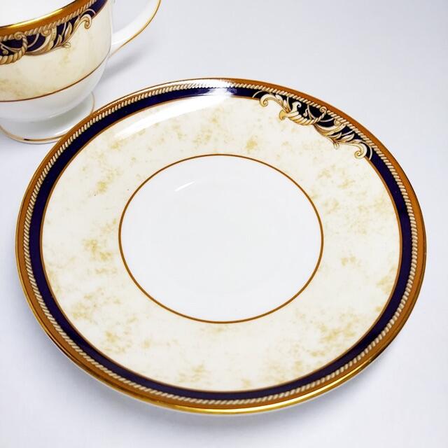 WEDGWOOD✨ウェッジウッド 二百年祭 記念刻印入り 金彩 カップ&ソーサー WEDGWOOD✨ウェッジウッド 二百年祭 記念刻印入り 金彩 カップ&ソーサー