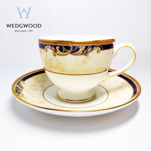 WEDGWOOD✨ウェッジウッド 二百年祭 記念刻印入り 金彩 カップ&ソーサー | フリマアプリ ラクマ