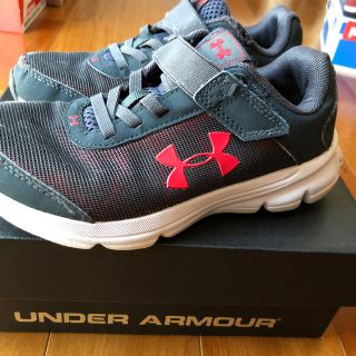 アンダーアーマー(UNDER ARMOUR)のアンダーアーマー スニーカー(スニーカー)