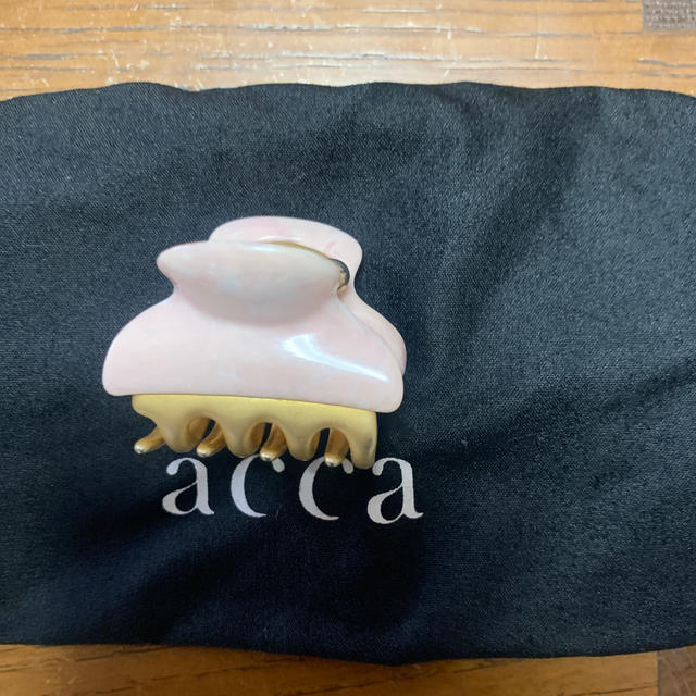 acca(アッカ)のacca ヘアクリップ　ピンク　マーブル　アッカ　 レディースのヘアアクセサリー(バレッタ/ヘアクリップ)の商品写真